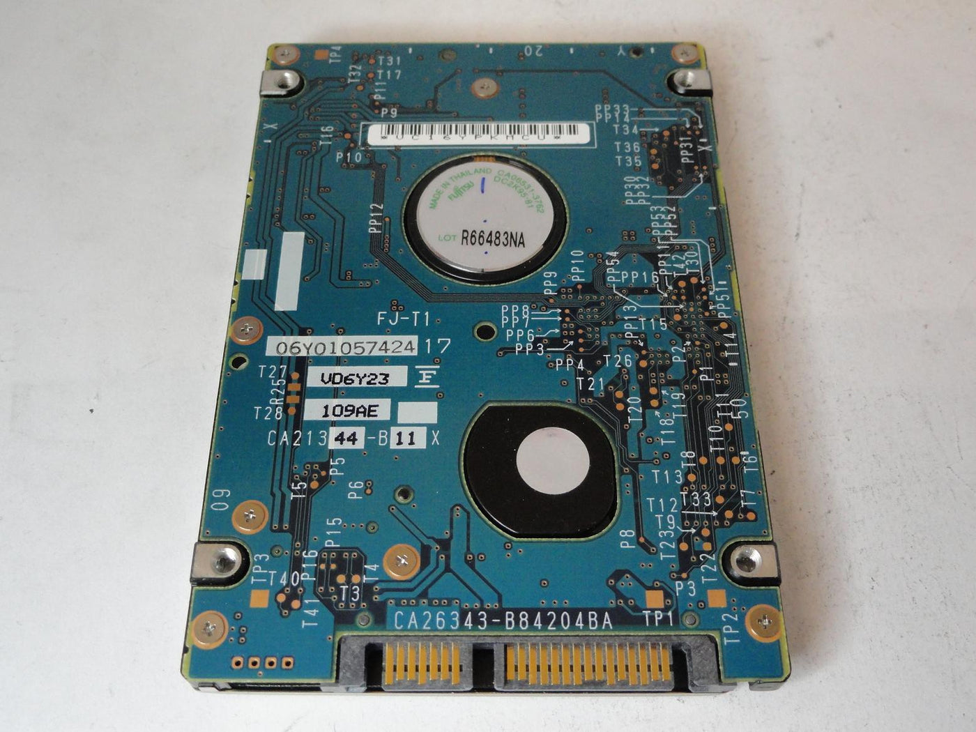 PR23671_CA06820-B58000F1_Fujitsu 40GB SATA 5400rpm 2.5in HDD - Image3