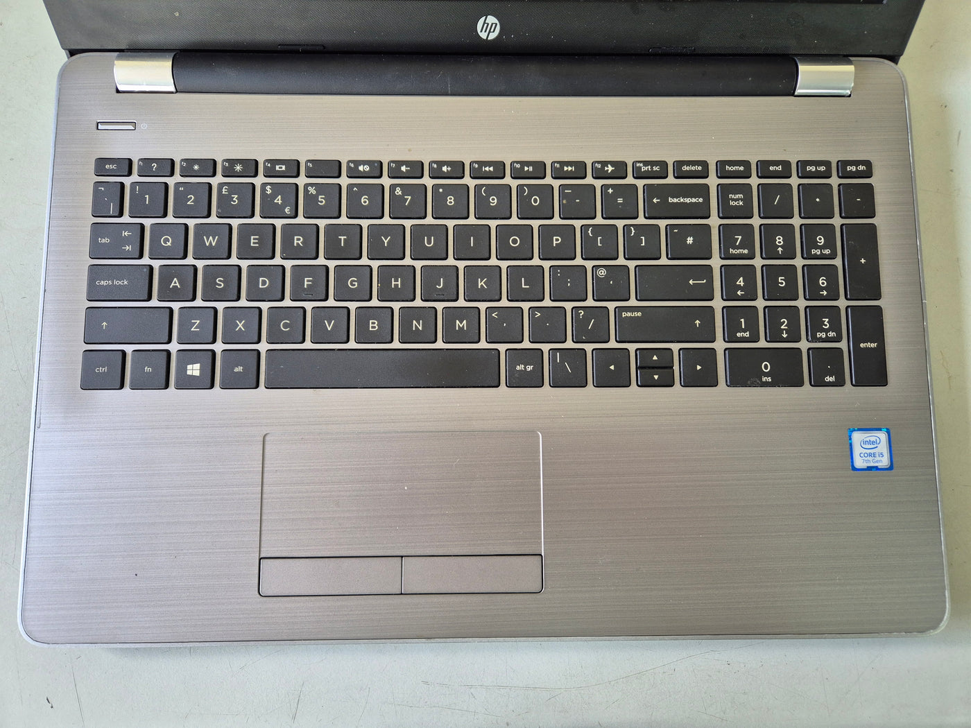 HP 250 G6 256GB SSD 8GB RAM i5-1135G7 2.4GHz NO OS 15.6" ( 1WY59EA#ABU ) SPR