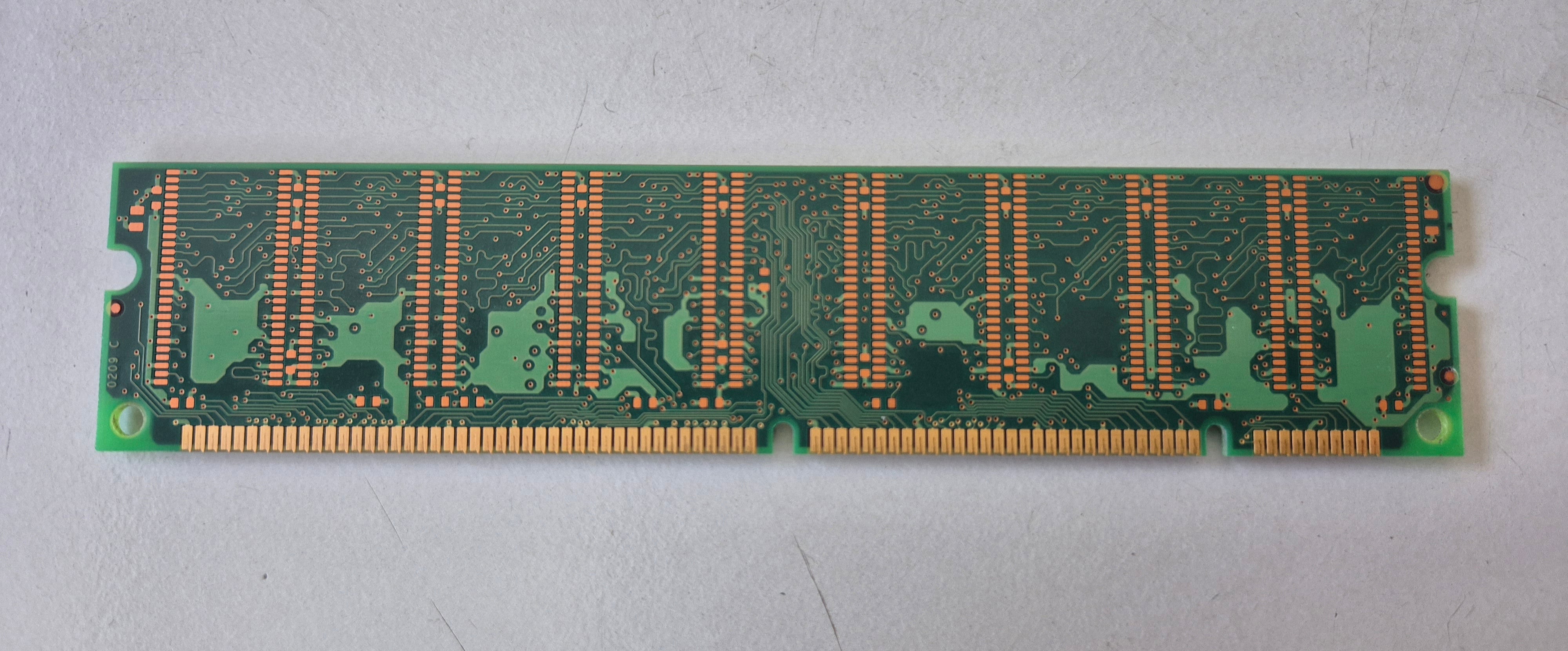 Micron 256MB PC133 133MHz non-ECC Unbuffered CL3 168-Pin DIMM ( MT8LSDT3264AG-133D2 ) REF