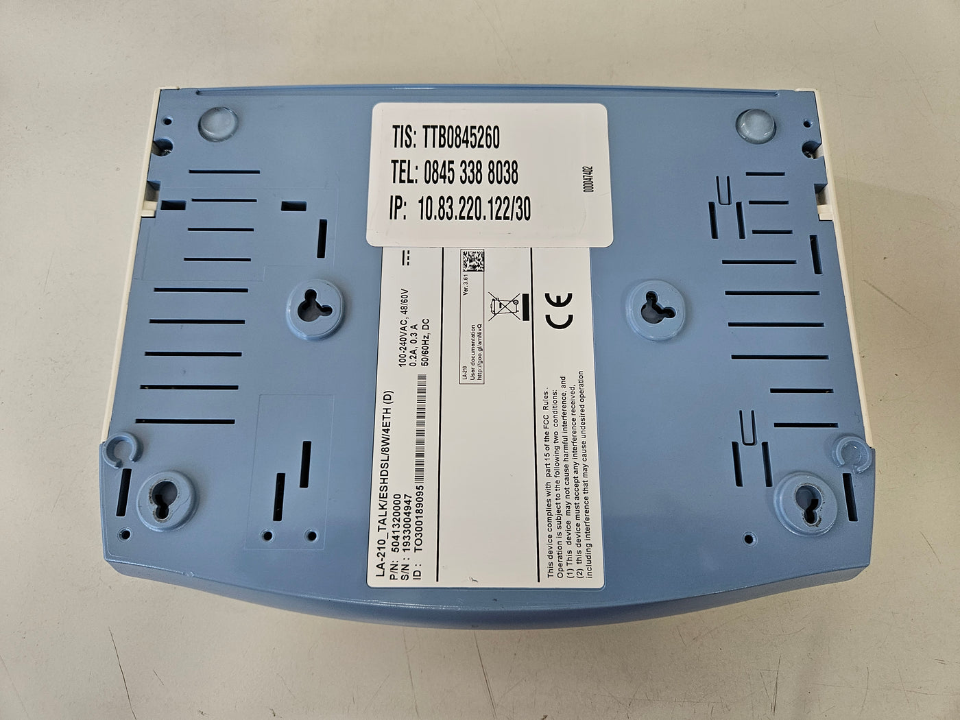 RAD Network Termination Unit NO PSU ( LA-210 LA-210_TALK/ESHDSL/8W/4ETH(D) 5041320000 ) USED