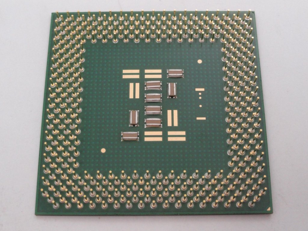 Intel Pentium 3 1GHz 256Kb L2 Cache 133MHz FSB CPU ( SL4C8 ) USED