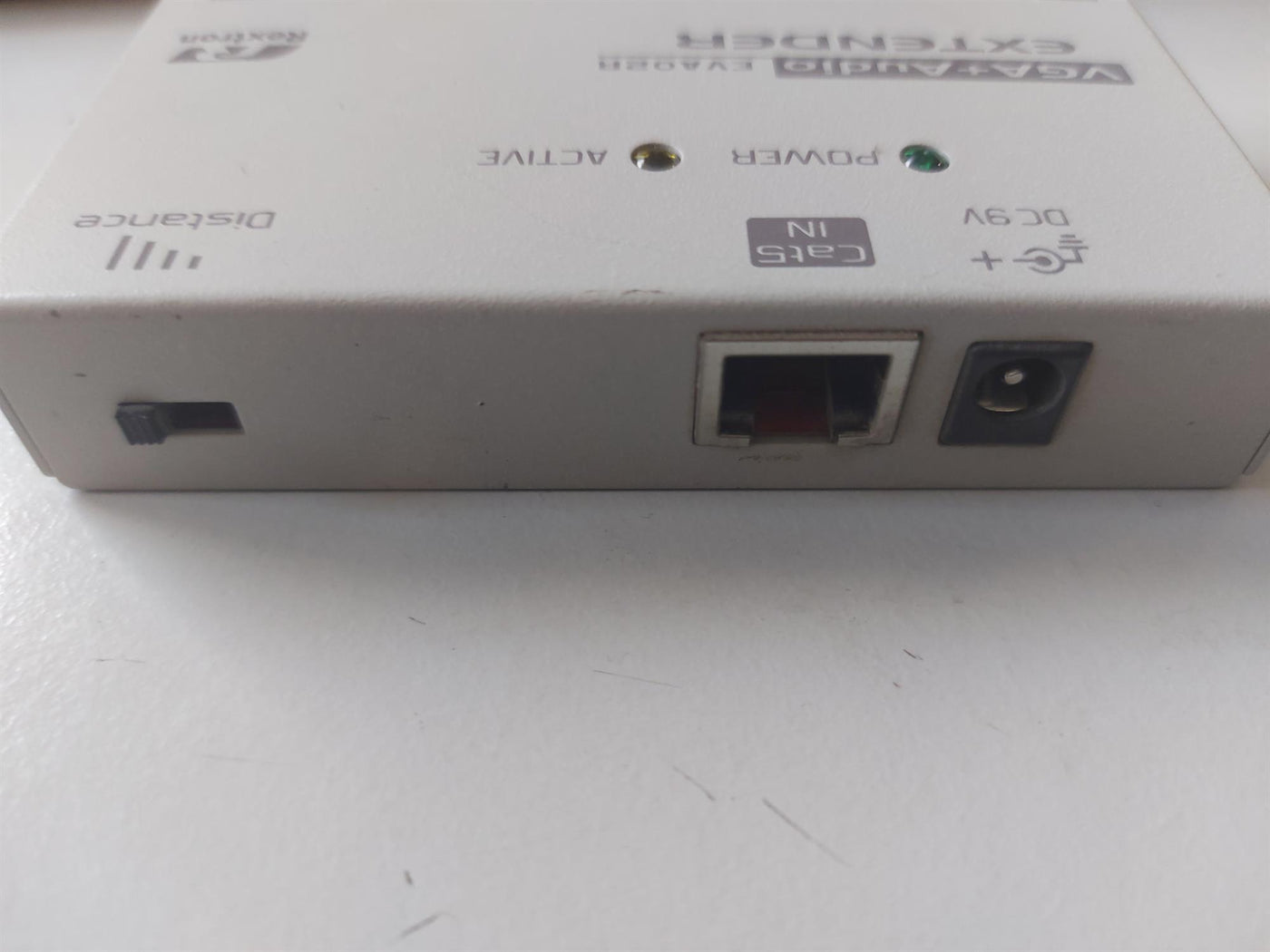 REXTRON VGA AND AUDIO EXTENDER ( EVA02R)