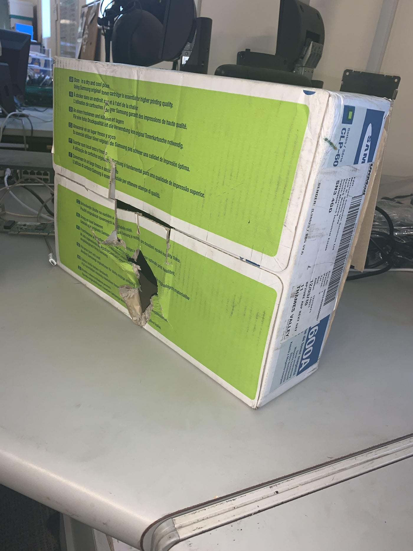 Samsung Magenta Toner Cartridge ( CLP-M600A ) NOB FINAL SALE