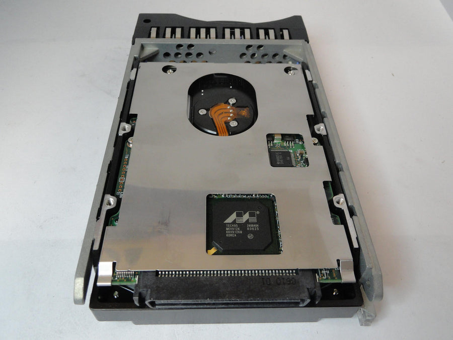 PR21621_CA06560-B25900BA_Fujitsu IBM 73.4GB SCSI 80 Pin 15Krpm 3.5in HDD - Image2