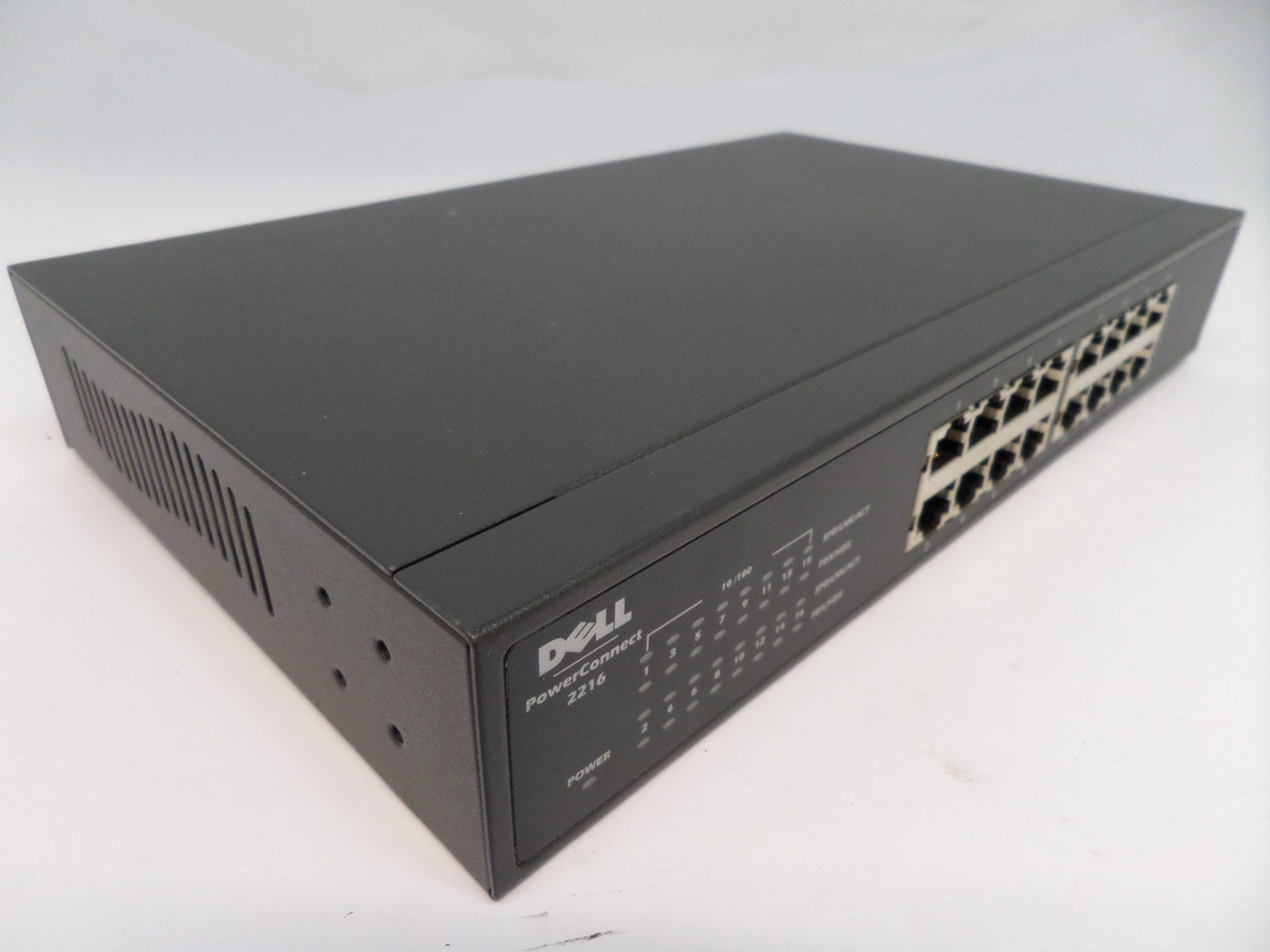 PR25823_0WJ756_Dell PowerConnect 2216 16-Port Switch - Image5