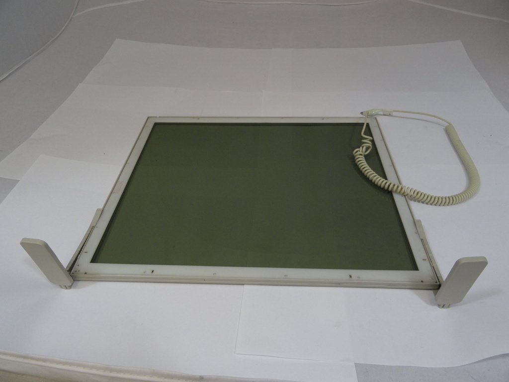 PR11292_322211240_White Glare Guard For 17" monitor - Image2