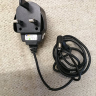 COMING DATA AC ADAPTER IN 240V 0.5A OUT 5V 1A ( CP0510 USED )