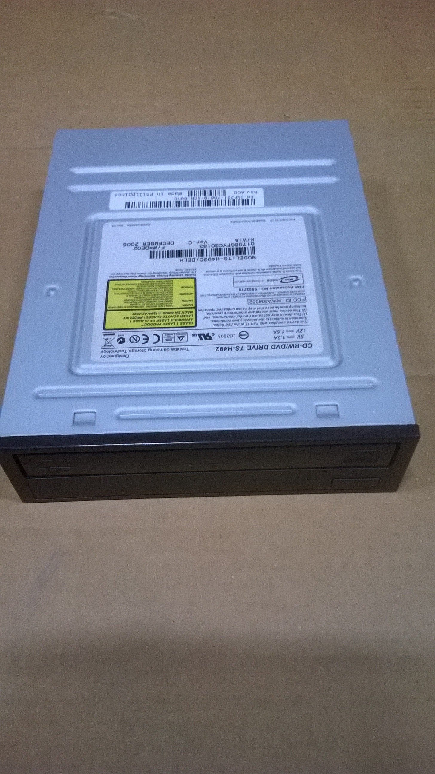 Toshiba SamSung Black Internal IDE CD DVD Rom ( TS-H492 TS-H492C/DELH 0NF221 ) REF