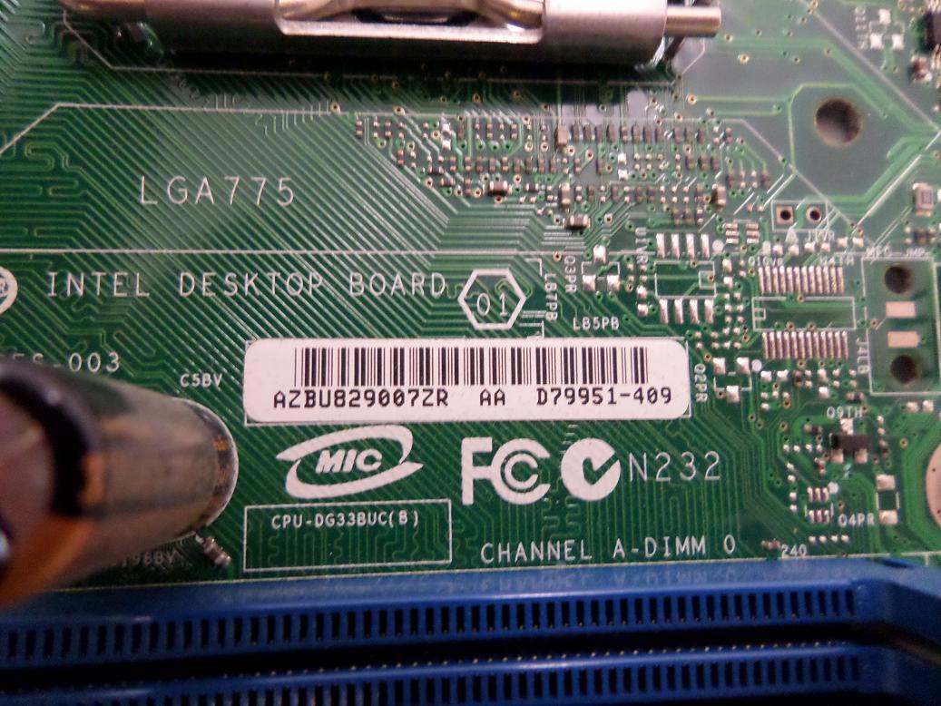 PR24331_D79951-409_Intel Socket LGA775 Desktop Motherboard - Image4