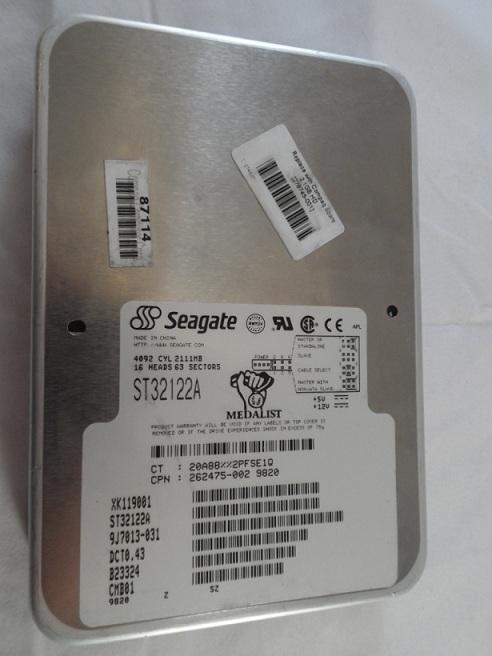 PR12979_262475-002_Compaq / Seagate 2.1GB 3.5" IDE Hard Drive - Image4