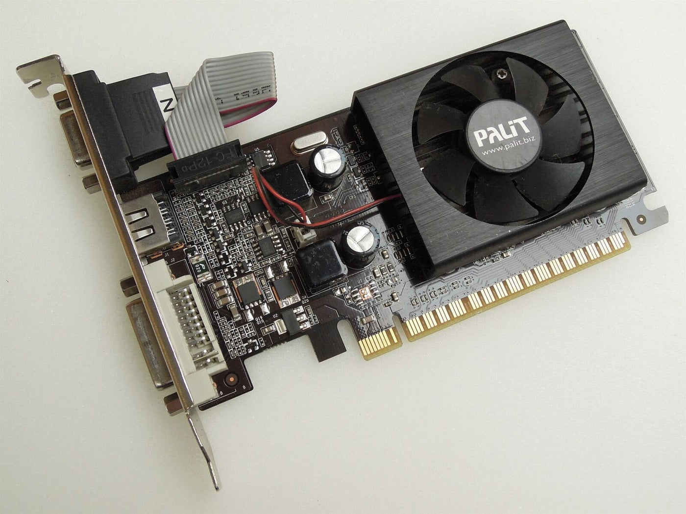 PALIT 1GB GEF GT 210 DDR3 HDMI      ( NEAG2100HD06-1193F     Palit    )