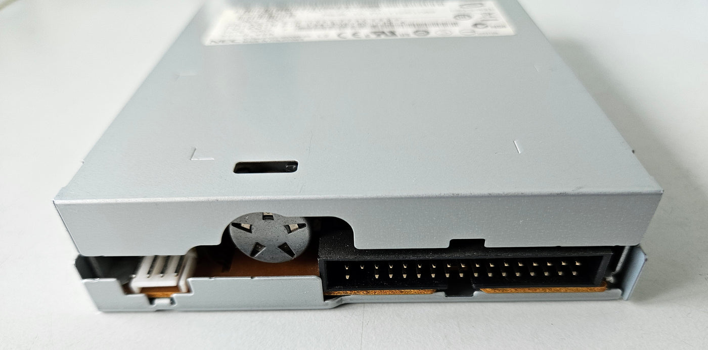 NEC Dell 1.44MB 3.5" IDE Internal Floppy Drive ( 0RP434 FD1231M 134-506790-738-4 ) USED