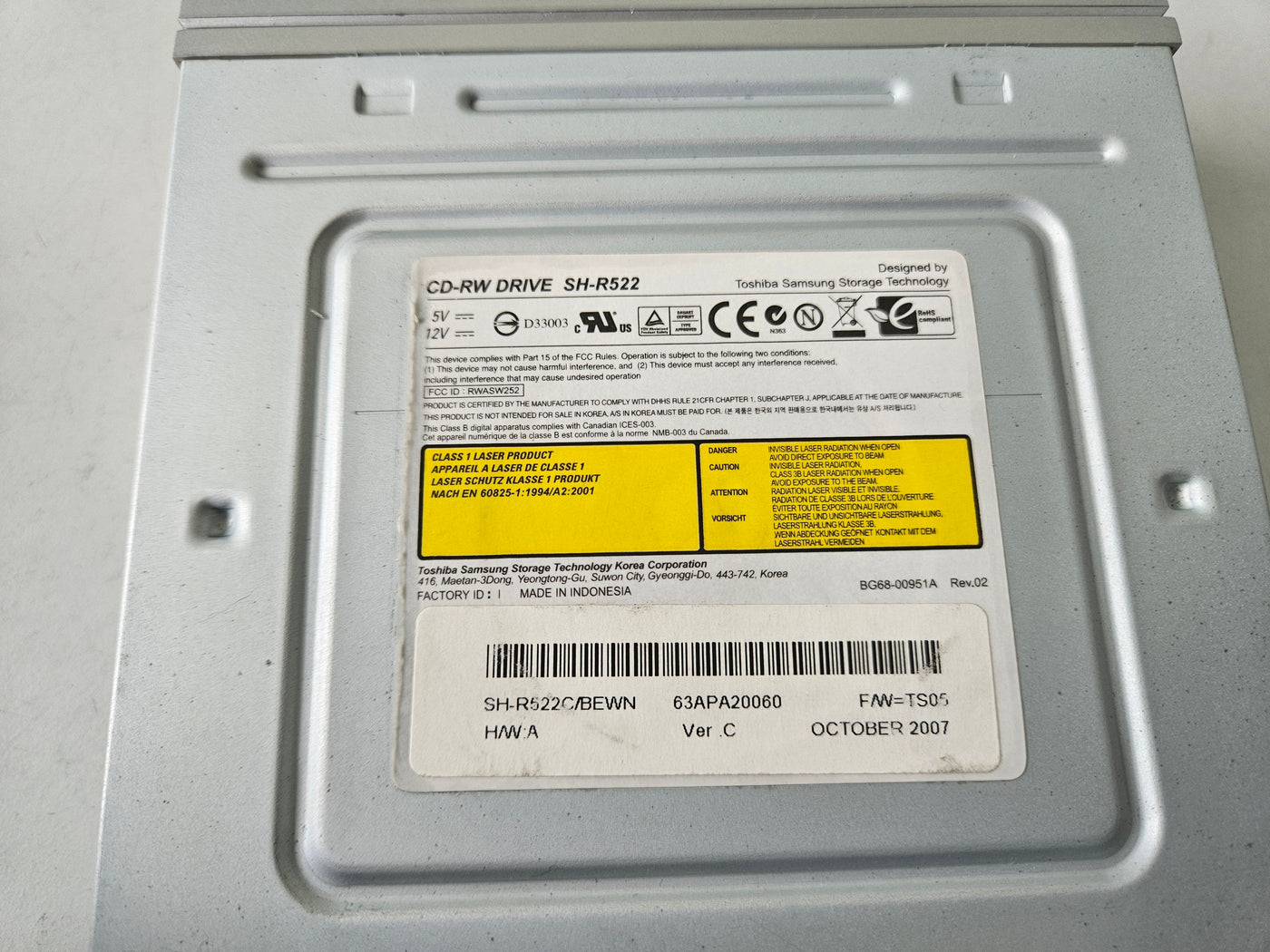 Toshiba Samsung 52x32x52x CD-RW IDE Drive ( SH-R522 SH-R522/BEWN ) USED