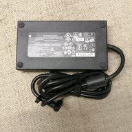 HP Z BOOK 17 ADAPTER  IN 240V 2.9A OUT 19.5V 10.3A (815680-002 USED )