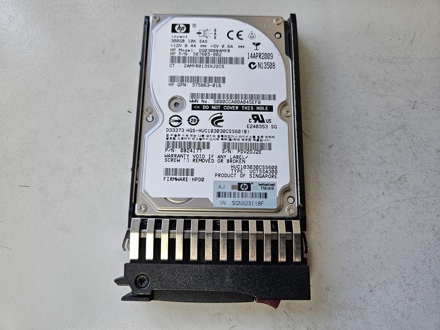 HP Hitachi 300GB 10K SAS 2.5in HDD in Caddy ( DG0300BAMYR 507605-002 375863-016 0B24177 HUC103030CSS600 ) REF