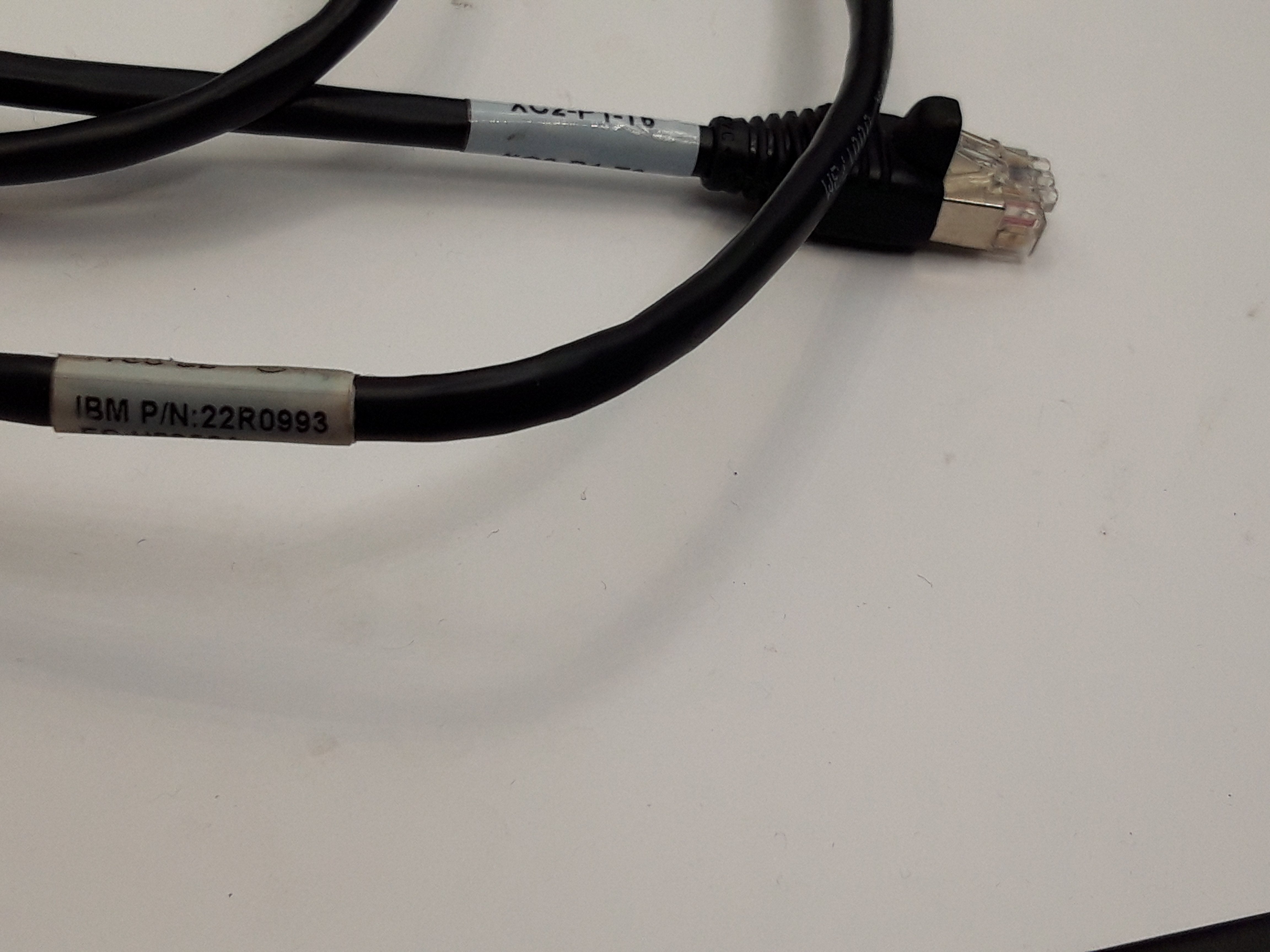 IBM Cable CEC 2 to Ethernet 1.2m (22R0993 USED)