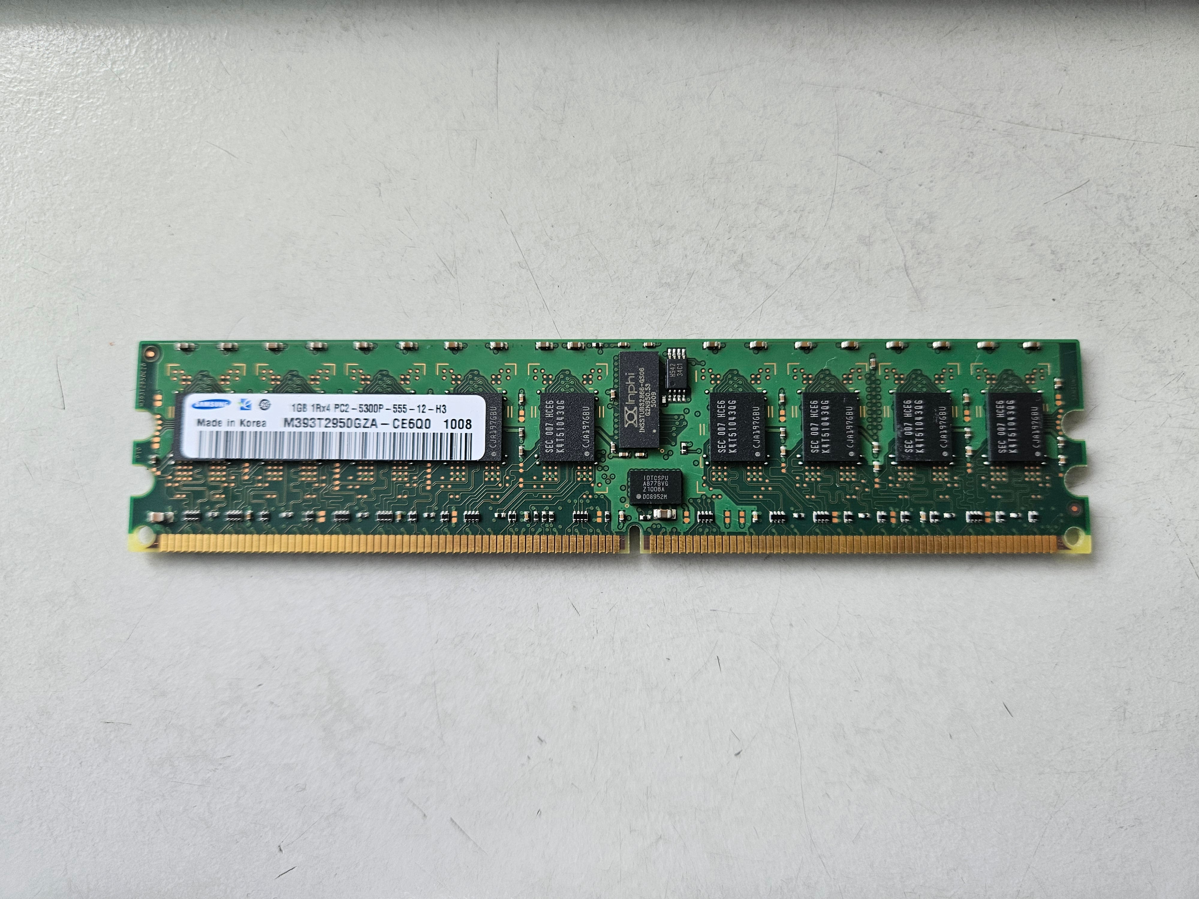 Samsung HP 1GB DDR2-667MHz PC2-5300 CL5 240-Pin DIMM ( M393T2950GZA-CE6Q0 405475-051 ) REF