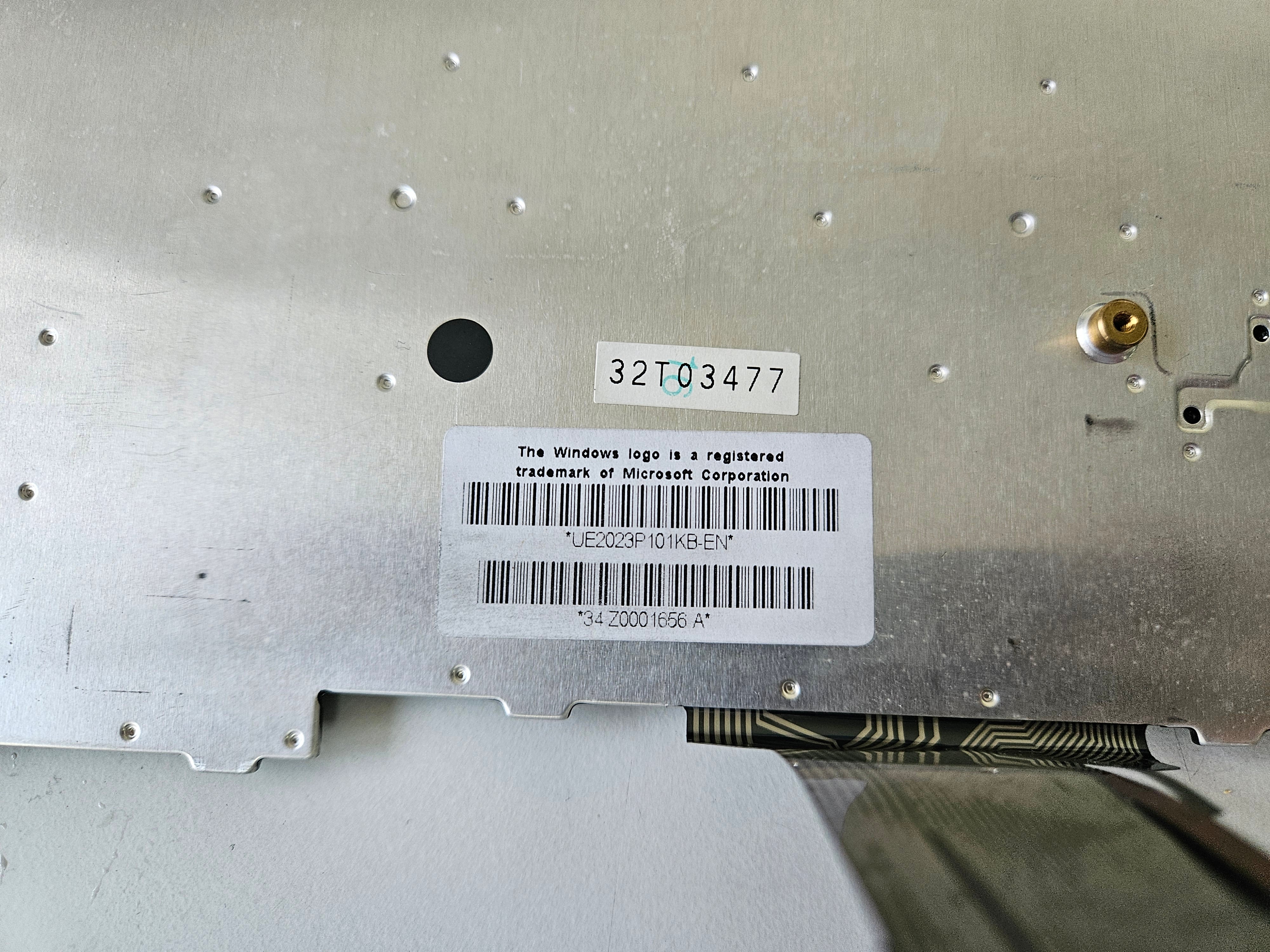 Toshiba Tecra 9000/9100 UK Keyboard ( UE2023P101KB-EN ) REF