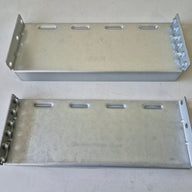 APC RACK MOUNT BRACKET KIT L+R ROHS ( 0M-816103A ) USED