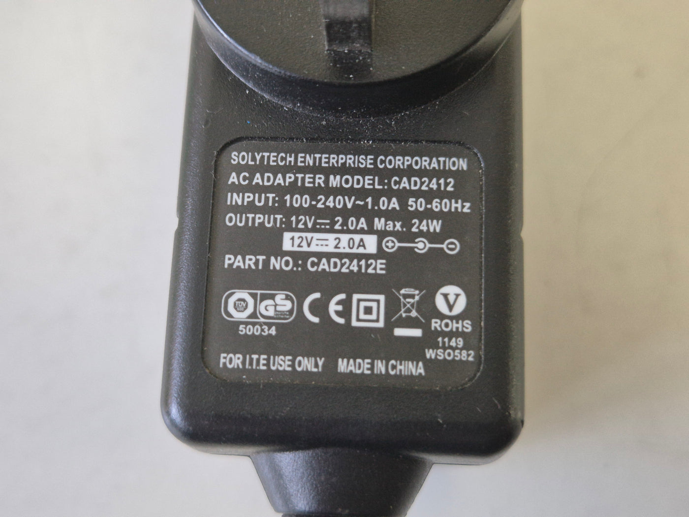 Solytech Enterprise AC Adapter IN 100-240V 1A 50-60Hz OUT 12V 2A ( CAD2412 ) USED