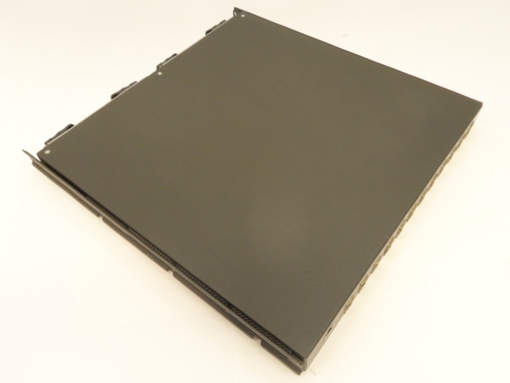 PR18488_316095-B21_HP Storageworks FC 2/24 Switch - Image3
