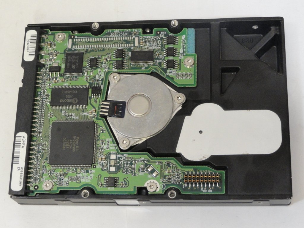 MC0876_2F020J0_Maxtor Compaq 20Gb IDE 5400rpm 3.5in HDD - Image2