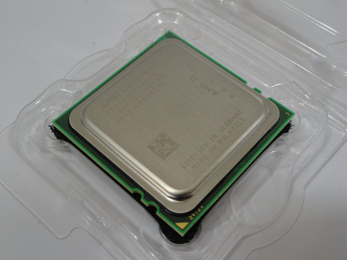 PR13233_OSA2218GAA6CQ_AMD Opteron 2.6GHz Processor - Image3