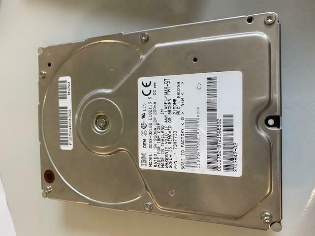 IBM 2GB SCSI SCA 80 pin 5400rpm 3.5" HDD ( 73H7733 DCAS-32160 370-2842-02 ) REF