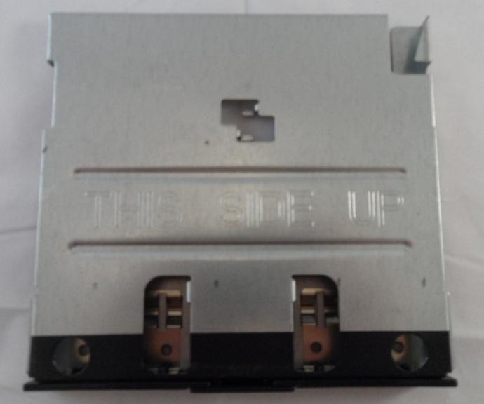 PR10758_396259-001_Media Bay spacer HP Carbon ML370 G5 - Image2