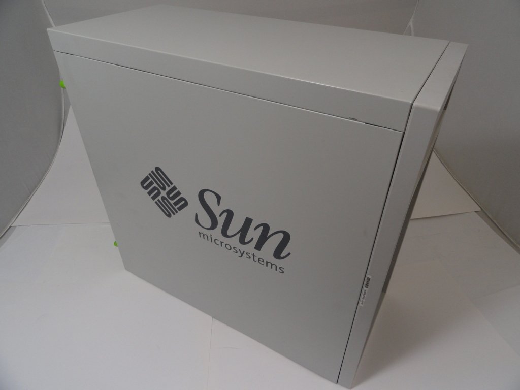 Sun Ultra 24 Bare Case - XEROX front plate ( 267-2839-01 ) USED