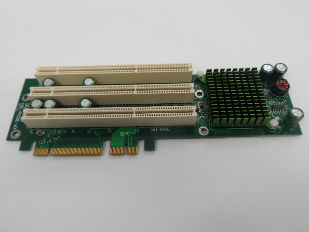 PR19585_CSE-RR2UE-AX_SuperMicro CSE-RR2UE-AX Riser Card - Image2