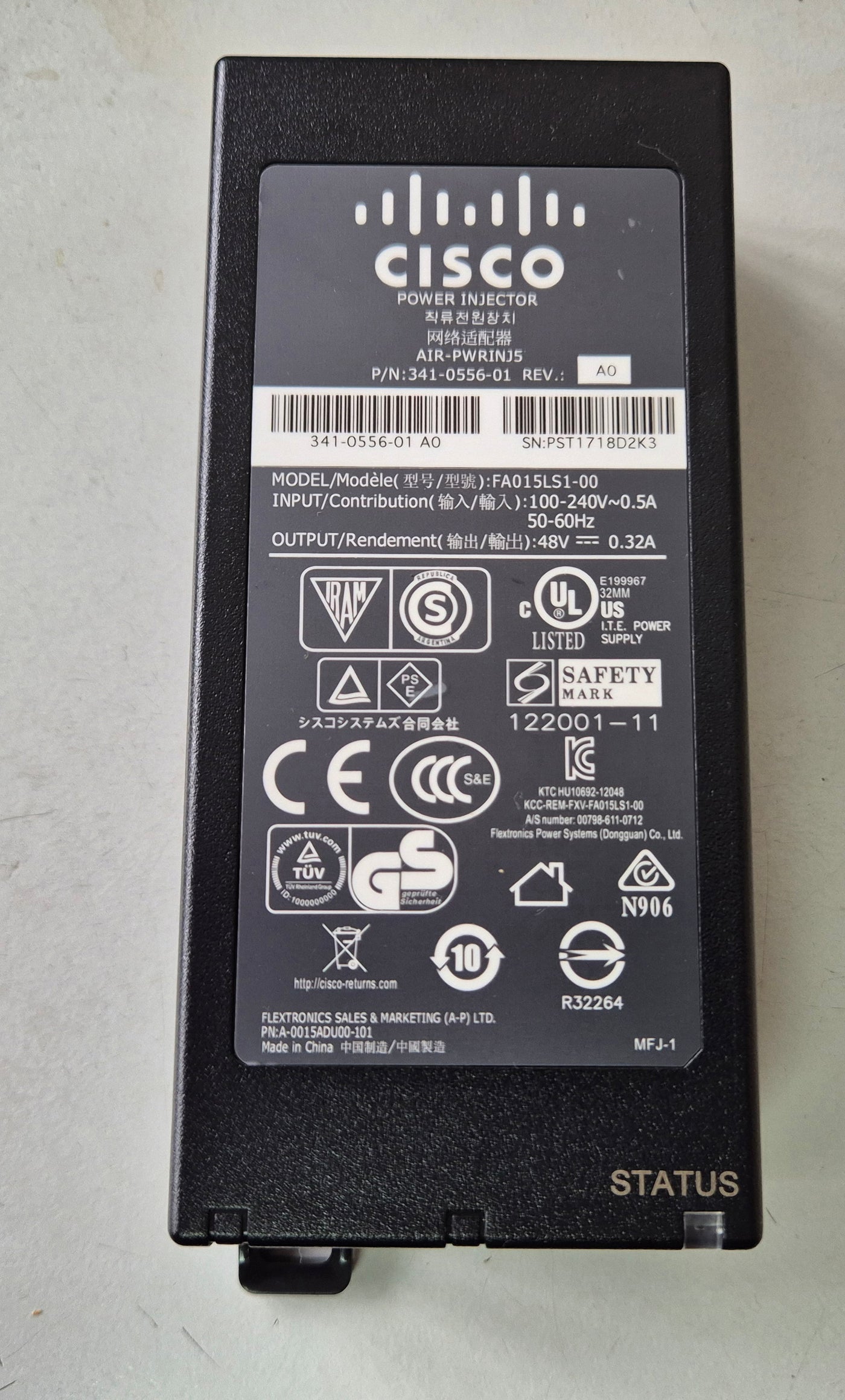 Cisco AIR-PWRINJ5 48V 0.32A POE Power Injector ( FA015LS1-00 341-0556-01 ) REF