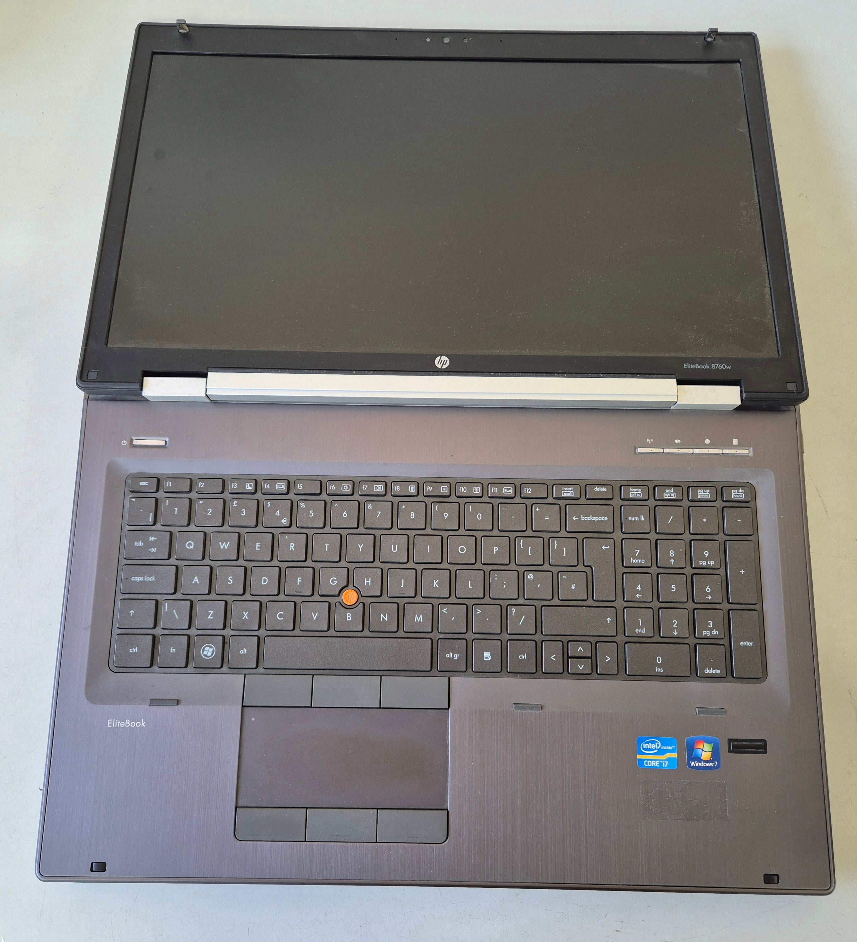 HP EliteBook 8760W 500GB HDD 8GB RAM DVD i7-2670QM 2.20GHz Win10 17.3" USED