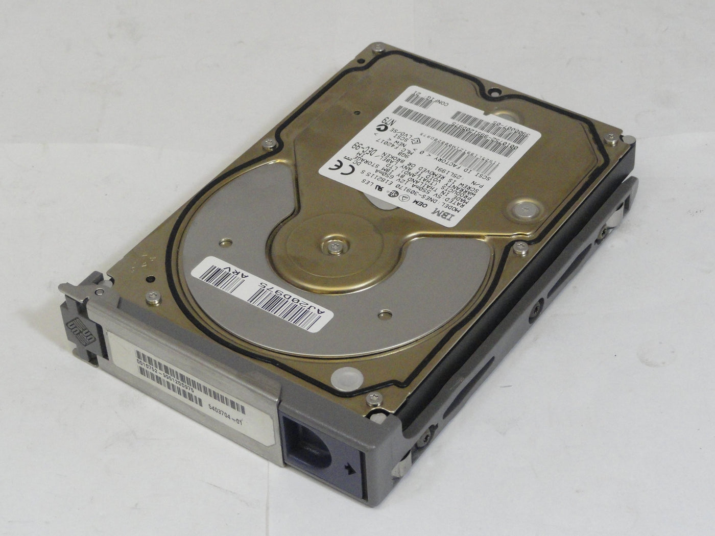 MC0745_25L1991_IBM 9Gb SCSI 80Pin 7200rpm 3.5in HDD - Image3