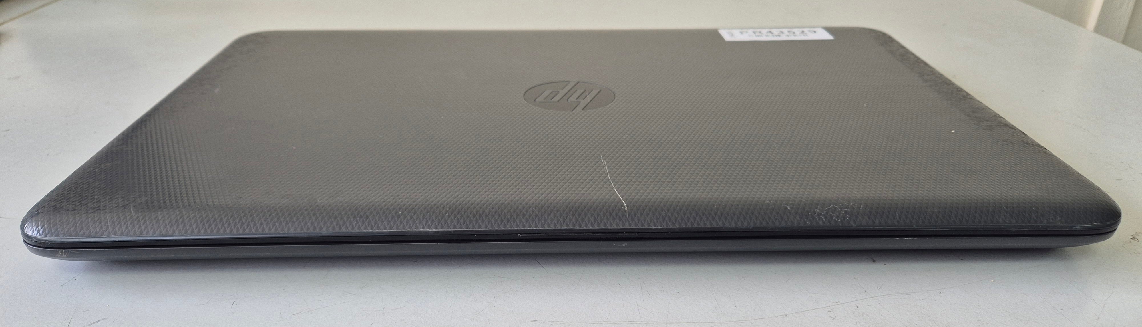 HP 250 G4 15.6" i3 2GHz DVD NO HDD NO OS Damaged Screen ( N1A78EA#ABU ) SPR