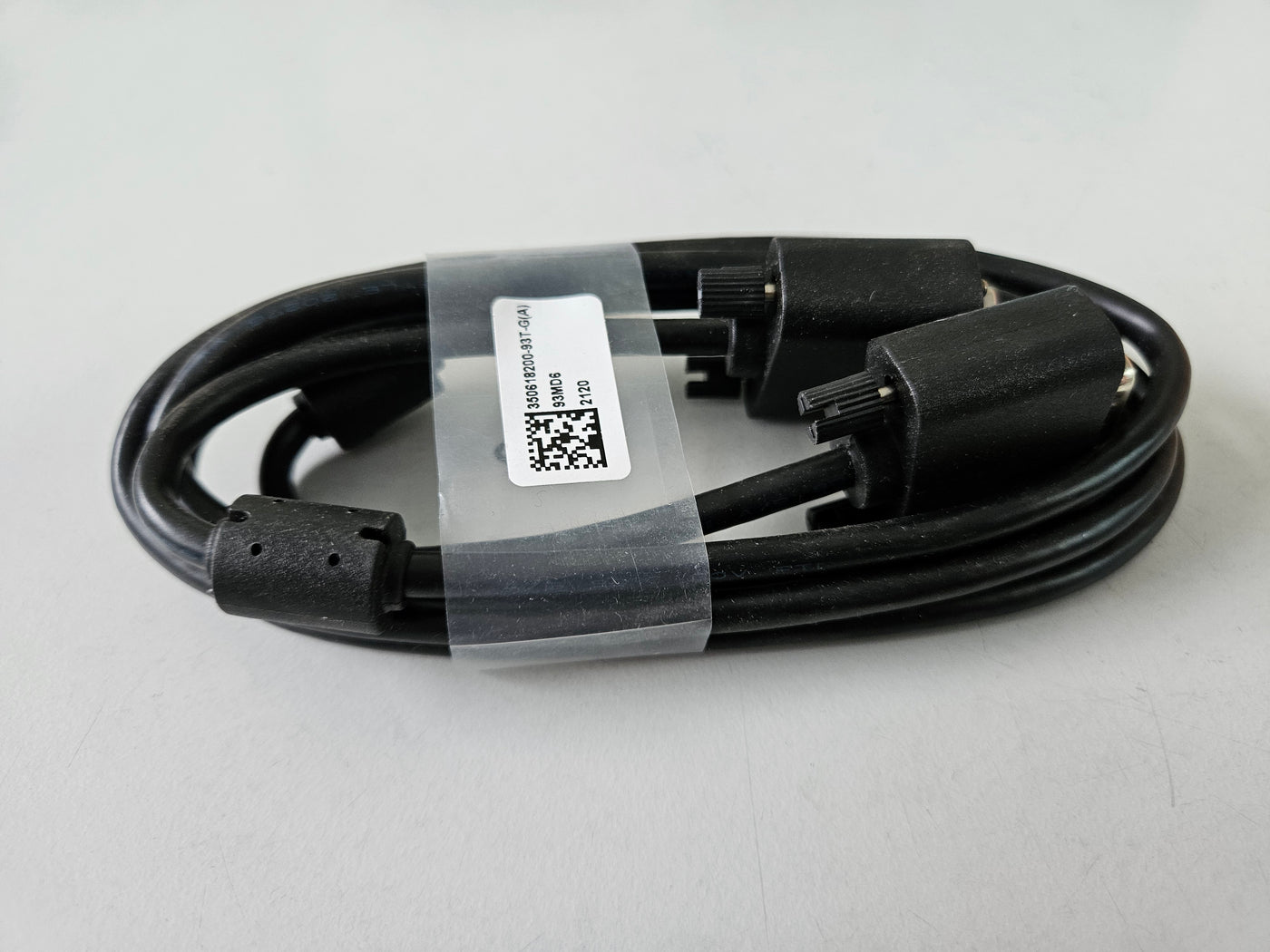 Dell 1.5m VGA D-Sub Male to Male Cable ( 93MD6 ) NEW