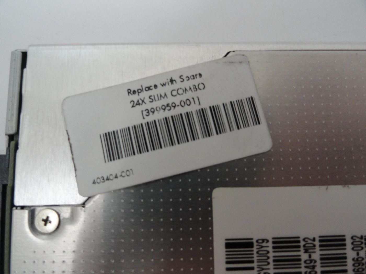 PR10887_399959-001_HP 24x DVDR CDRW 5.25in Slimline Drive - Image2