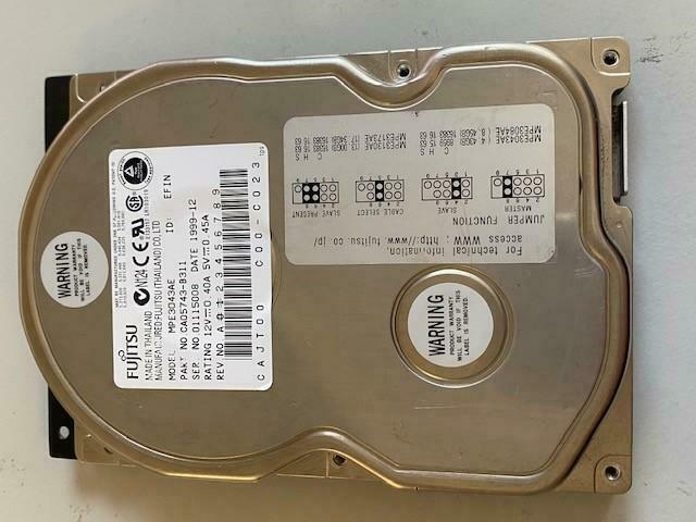 Fujitsu 4GB 5400RPM IDE 3.5in HDD ( CA05743-B311 MPE3043AE ) REF