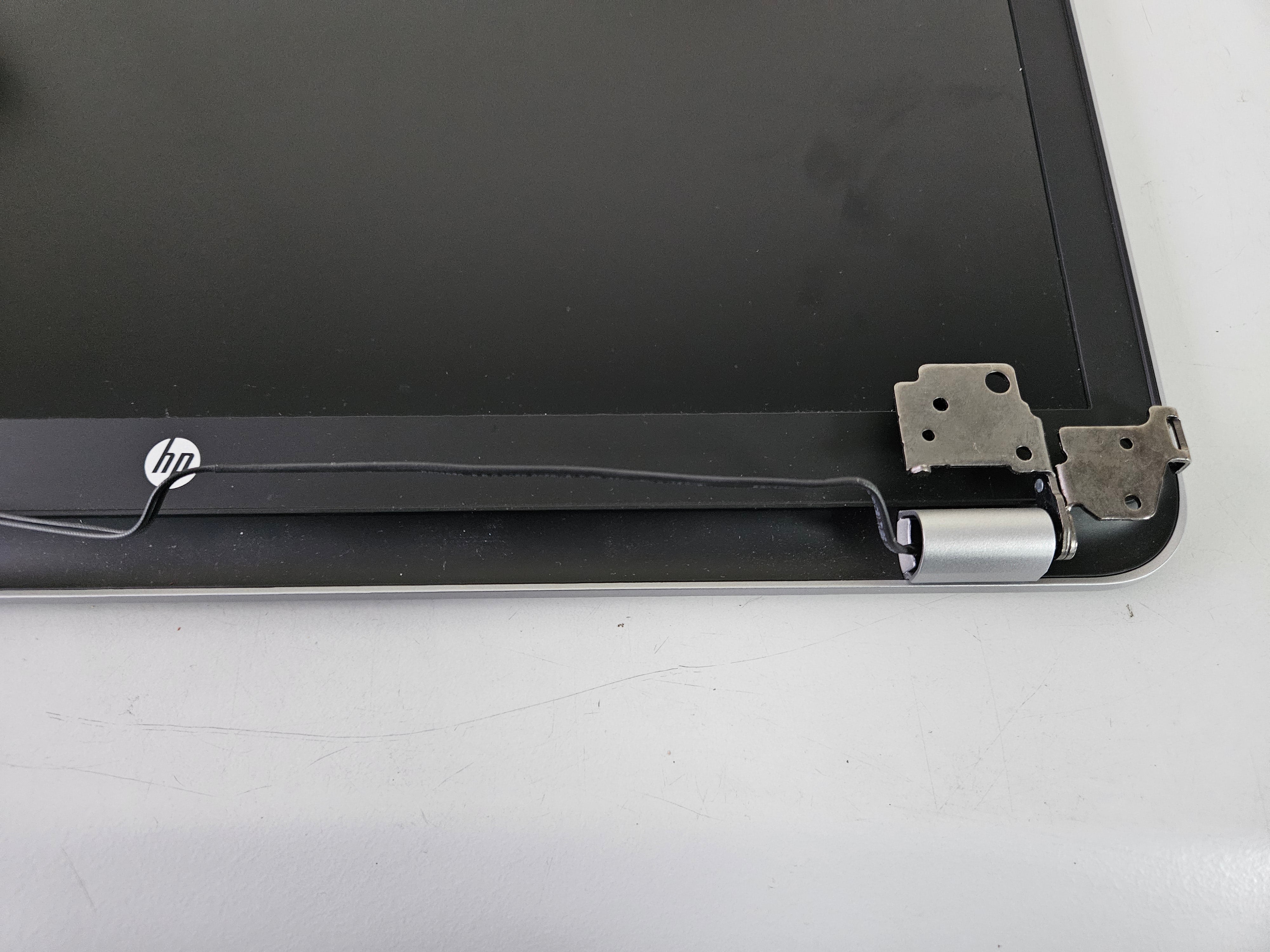 HP ProBook 470 G4 Screen with brackets + plastics USED