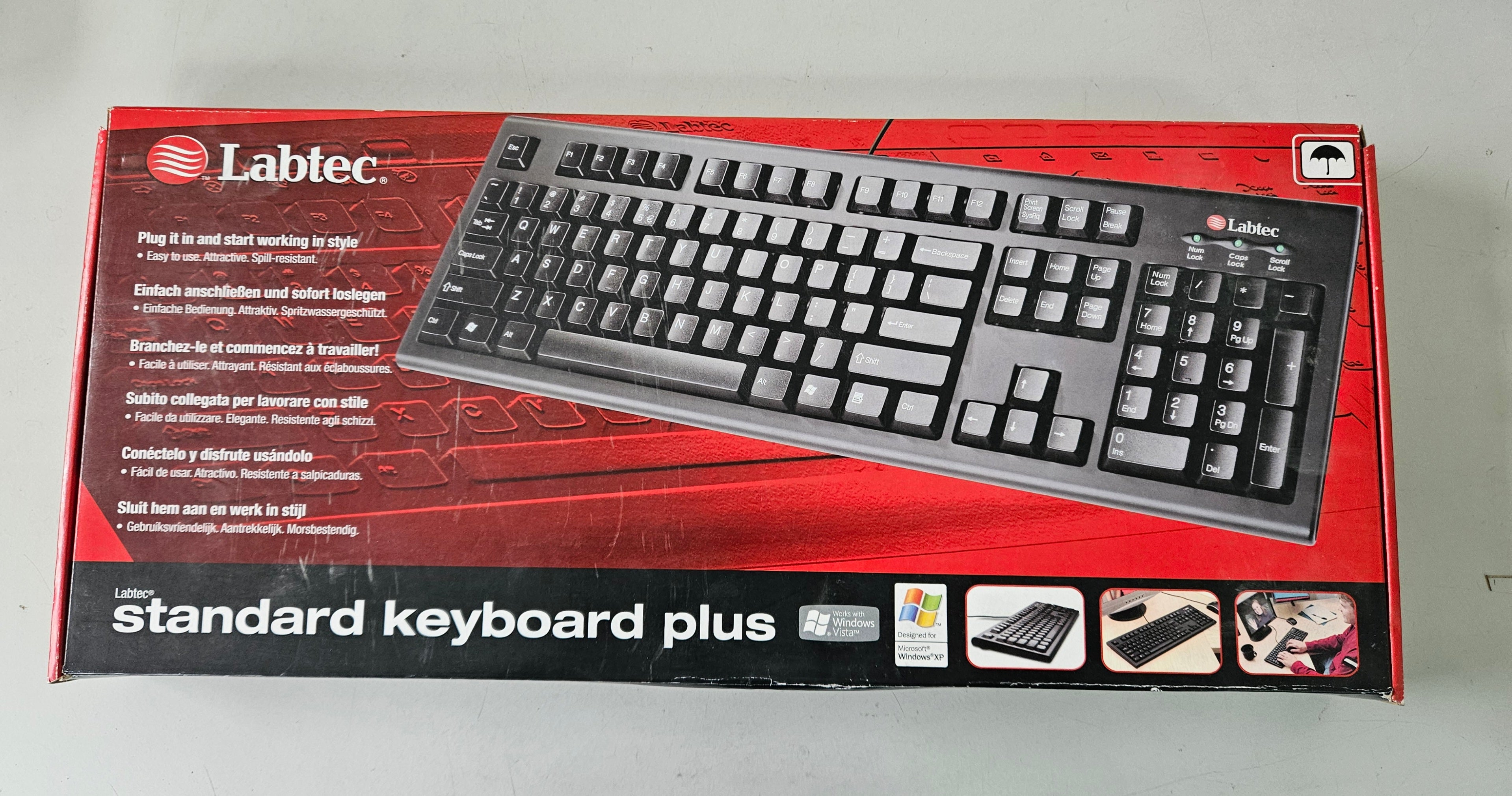 Labtec Y-SAM64 106 Key UK PS/2 Keyboard - Black ( 820-001075 SY731UK ) NEW