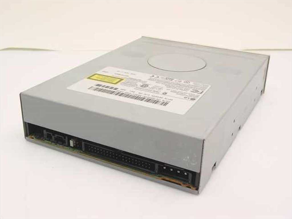 LG 48x CDROM Drive ( CRD-8482B  USED )