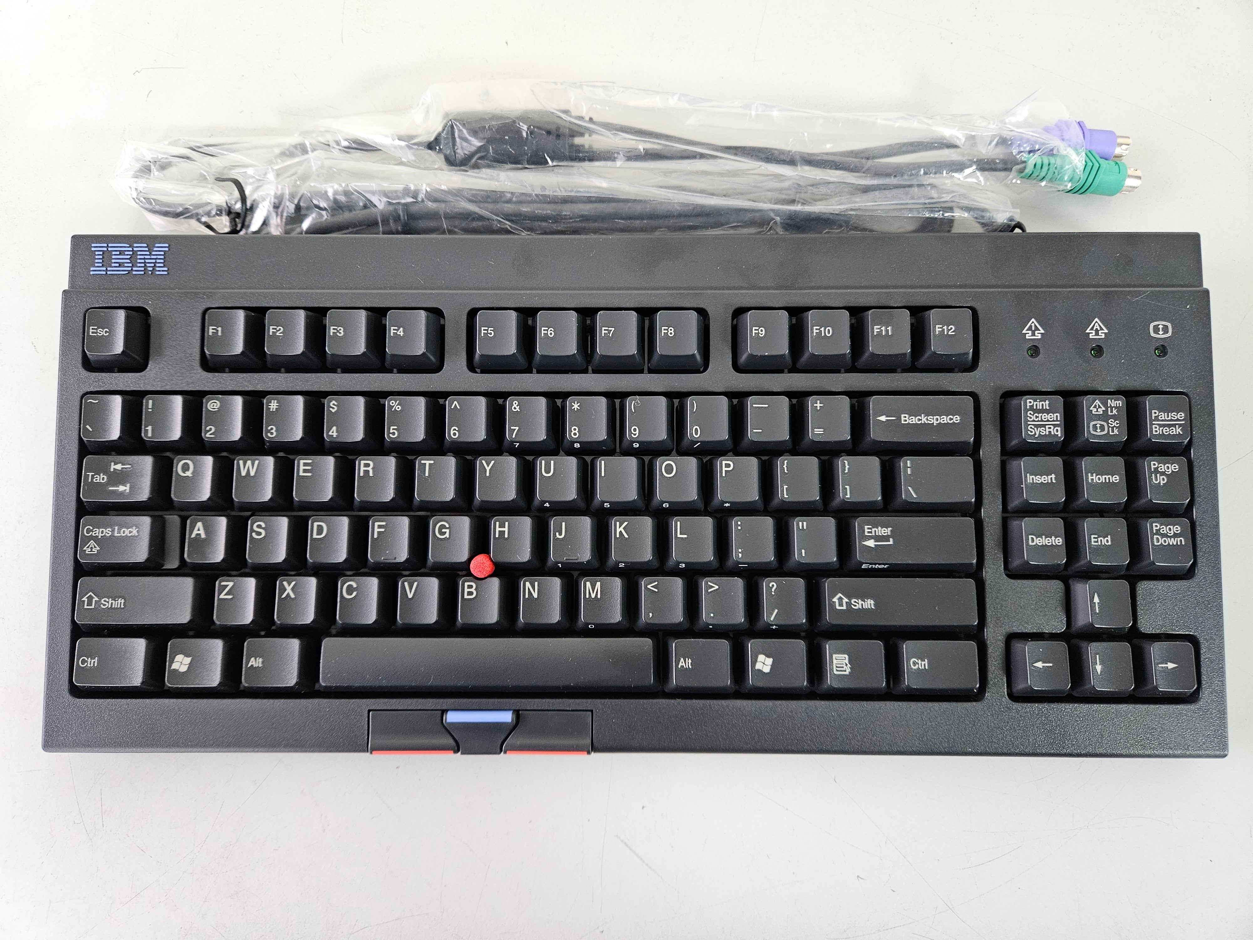 IBM RT3200 US Black Space Saver II PS/2 Wired Keyboard ( 37L0888 ) REF