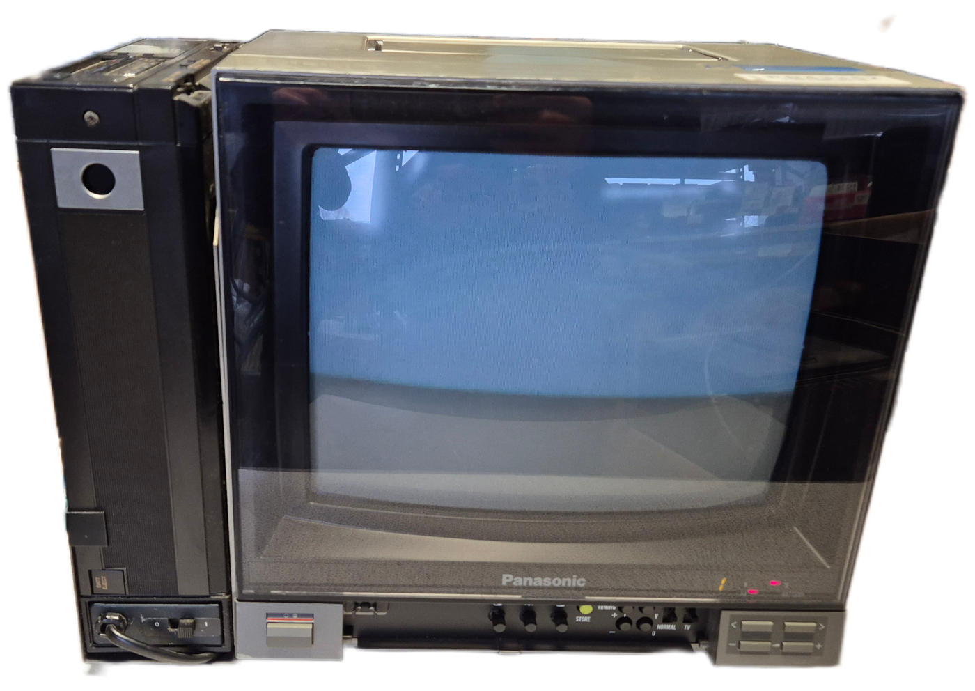 Panasonic TC-1100G Colour TV + NV-180 VHS Video Recorder ( TC-1100G ) USED