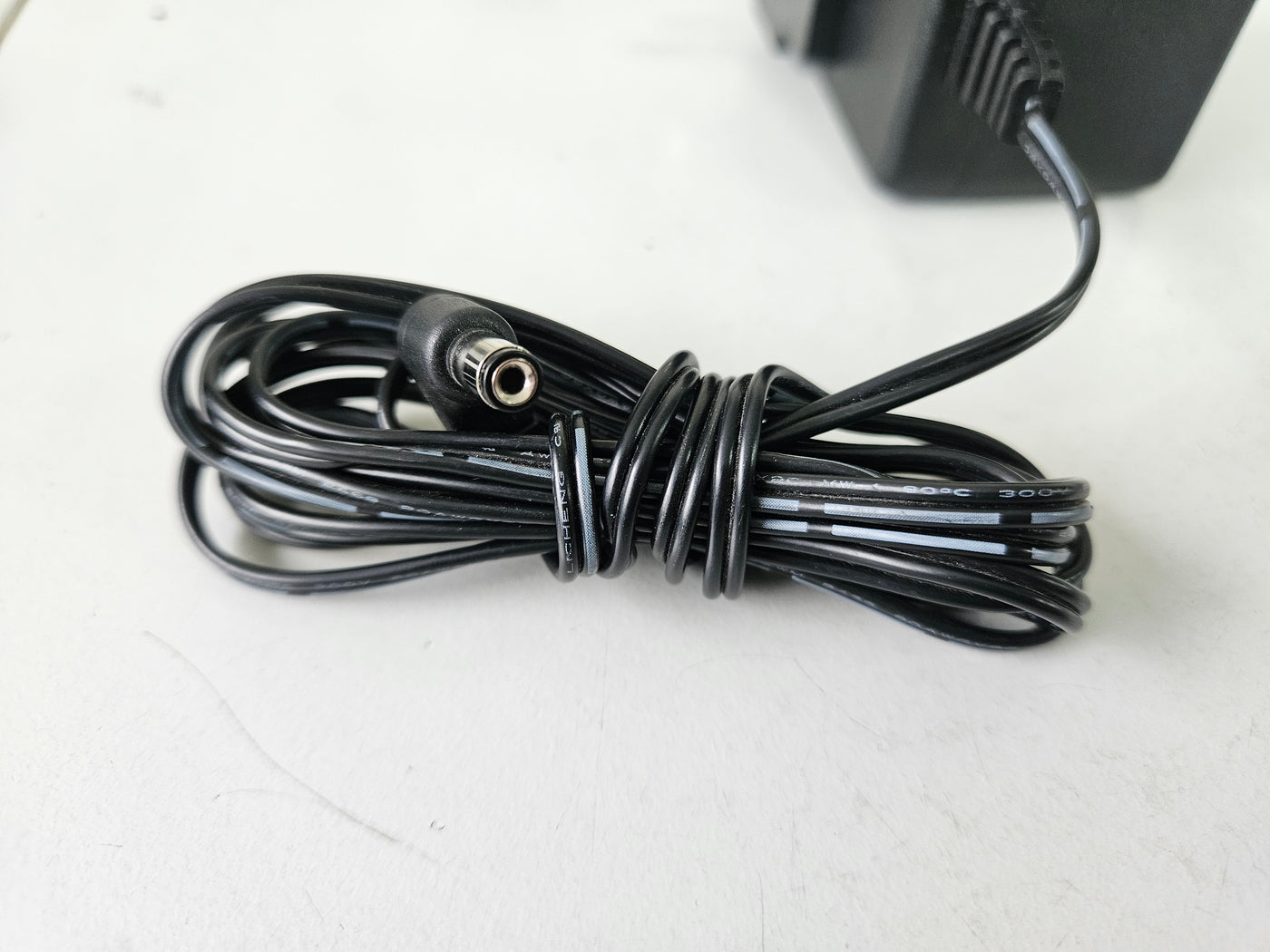 Netgear 12VDC 1.2A OUT 240VAC 165mA 50Hz IN AC Adapter ( PWR-002-008 481212 ) USED