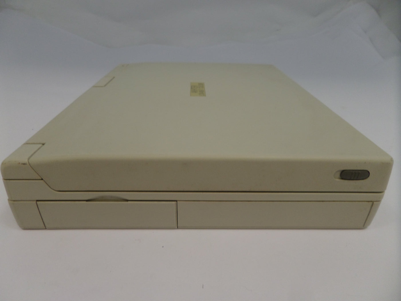 PR02089_LCN486T_Akhter LCN-486T Colour Laptop - Image8