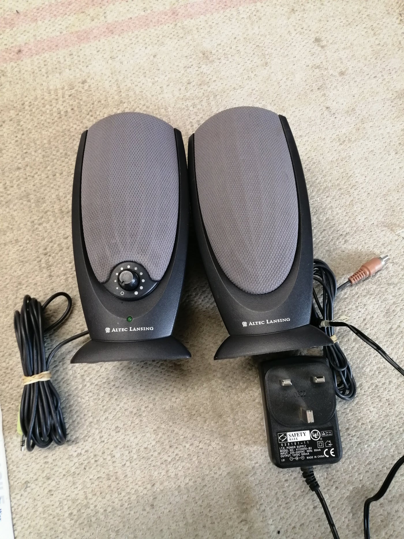 ALTEC LANSING COMPUTER SPEAKERS Model ADA215