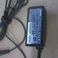 TOSHIBA AC ADAPTER 19V  2.37 A ( MODEL NO PA5044U 1ACA )