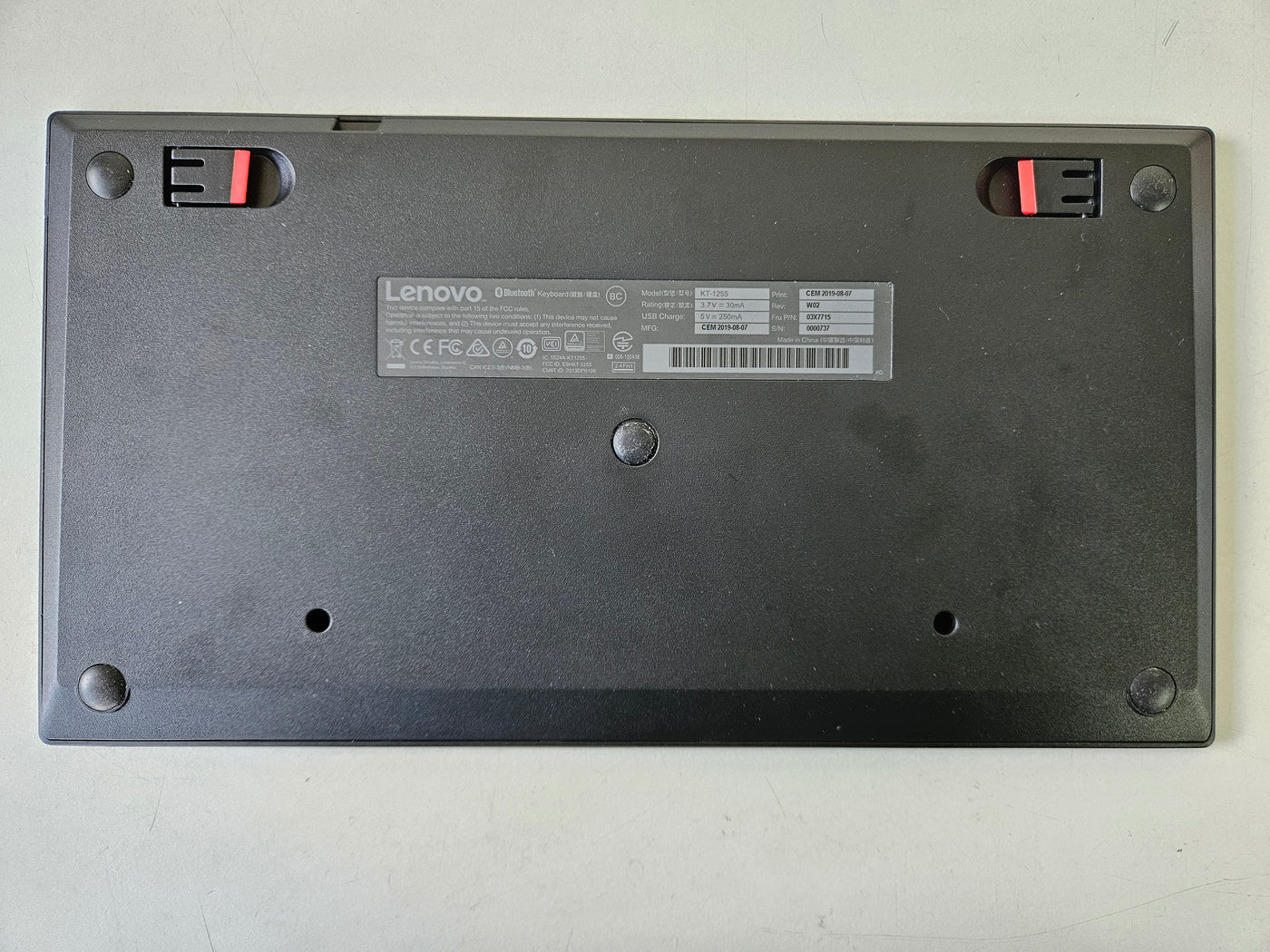 Lenovo KT-1255 ThinkPad Compact Bluetooth Keyboard w/ trackpoint - Spanish ( 03X7715 ) REF