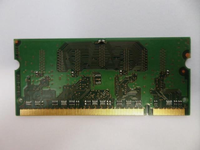 MT4HTF3264HY-667F1 - Micron 256MB PC2-5300 DDR2-667MHz non-ECC Unbuffered CL5 200-Pin SoDimm Single Rank Memory Module - USED