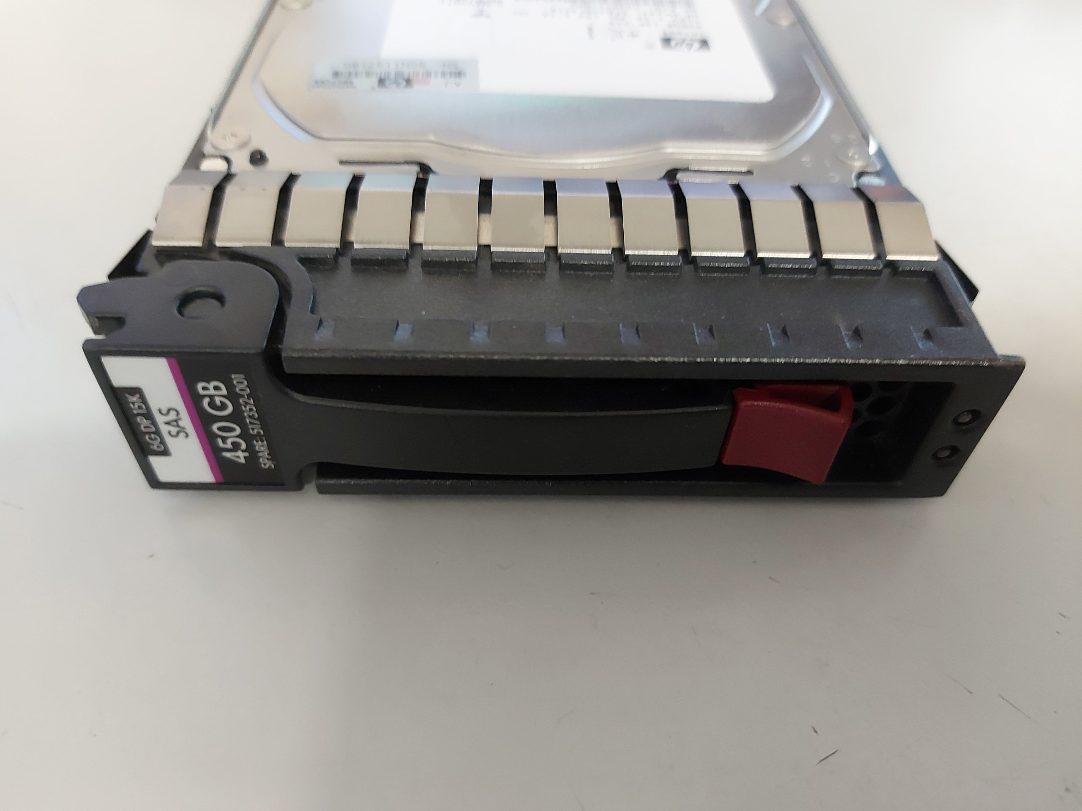 HP Hitachi 450GB 15Krpm SAS 3.5in HDD in Caddy ( 533871-002 EF0450FATFE 0B24474 HUS156045VLS600 516832-003 517352-001 ) USED